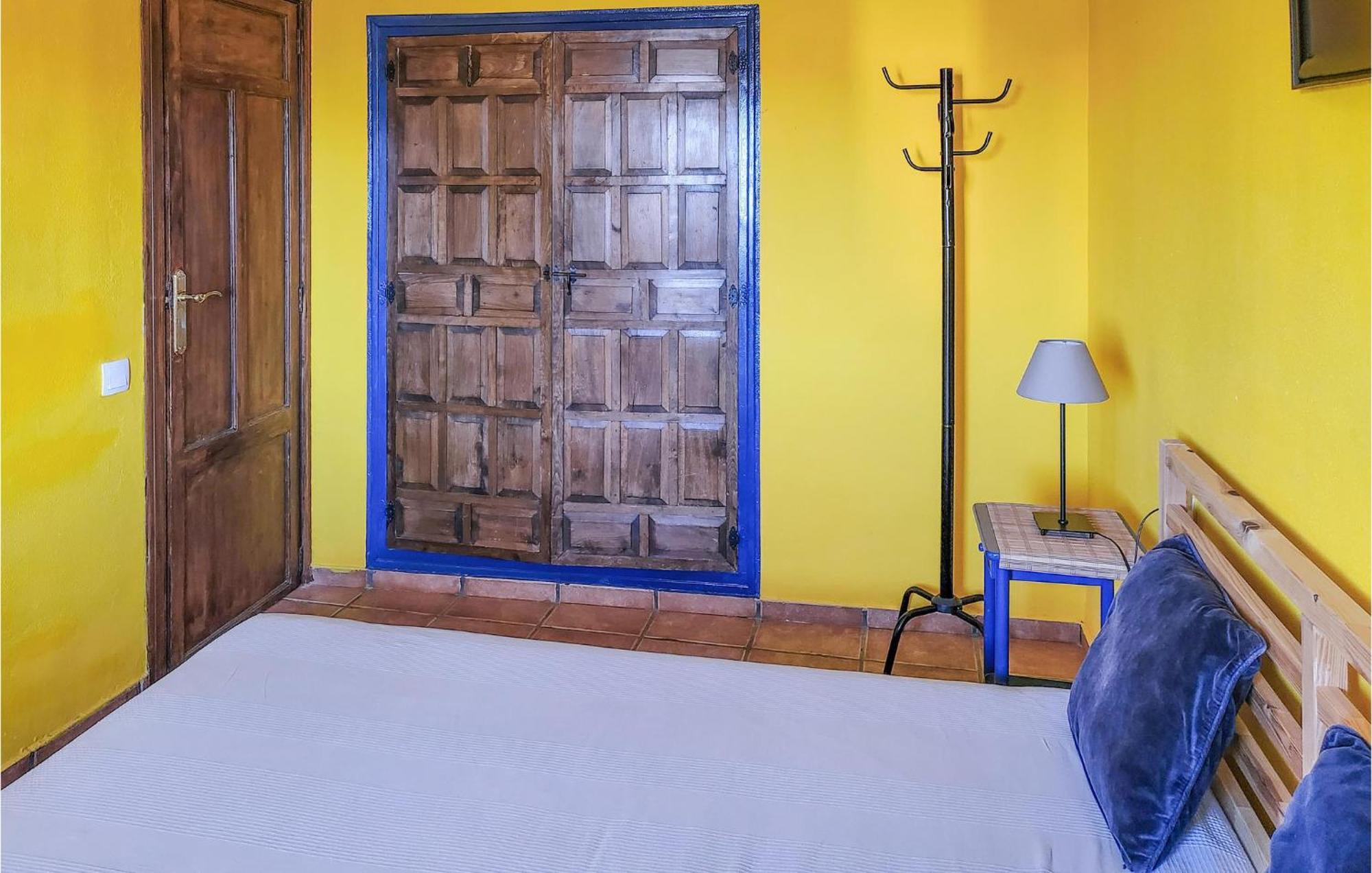 2 Bedroom Cozy Apartment In El Campello Exterior photo
